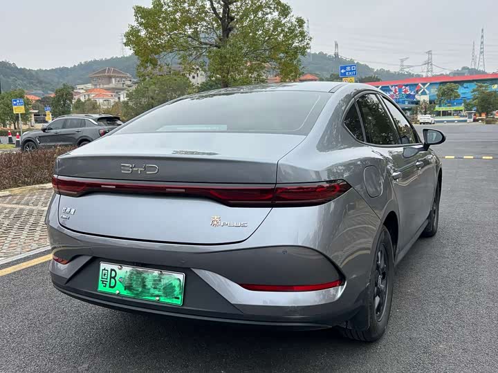 Фото 4 - BYD Qin Plus