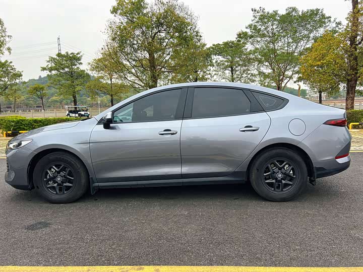 Фото 7 - BYD Qin Plus