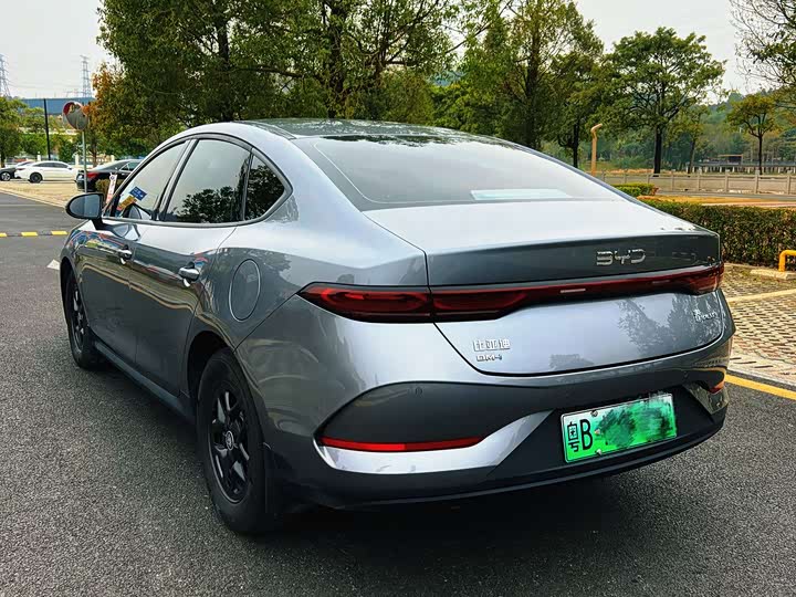 Фото 8 - BYD Qin Plus