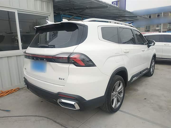 Фото 7 - Geely Okavango L