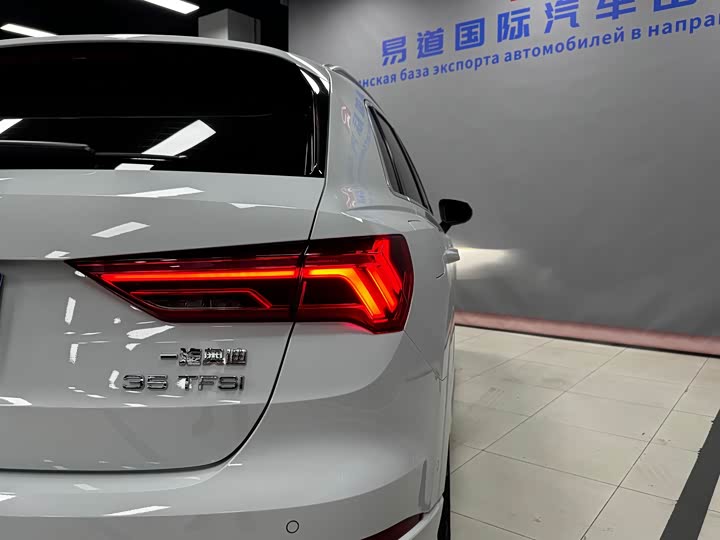 Фото 5 - Audi Q3