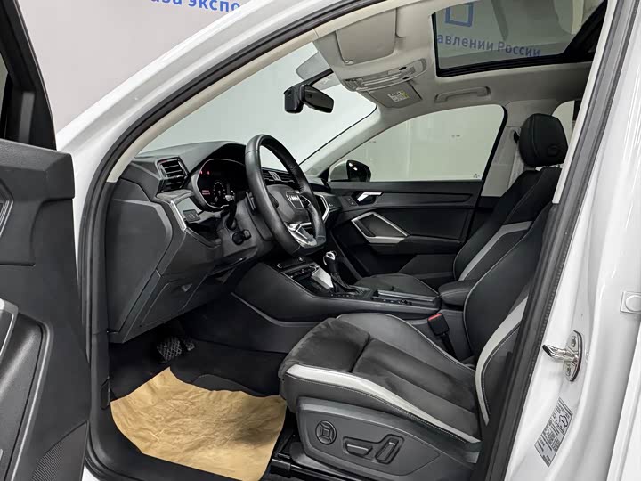 Фото 7 - Audi Q3