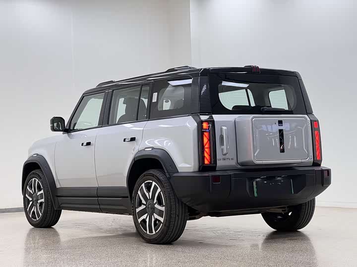 Фото 6 - Chery iCar 03