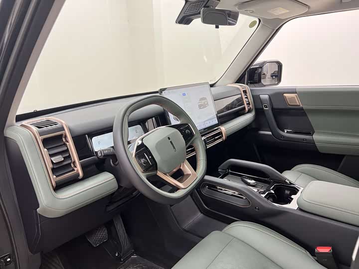 Фото 7 - Chery iCar 03