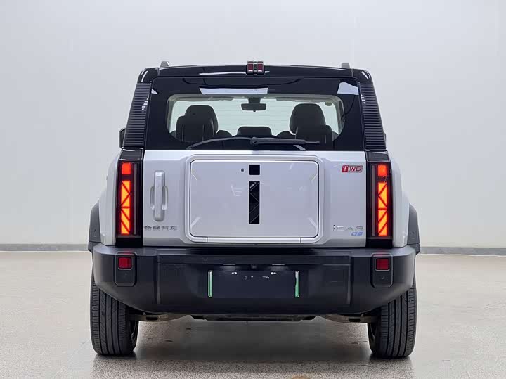 Фото 9 - Chery iCar 03