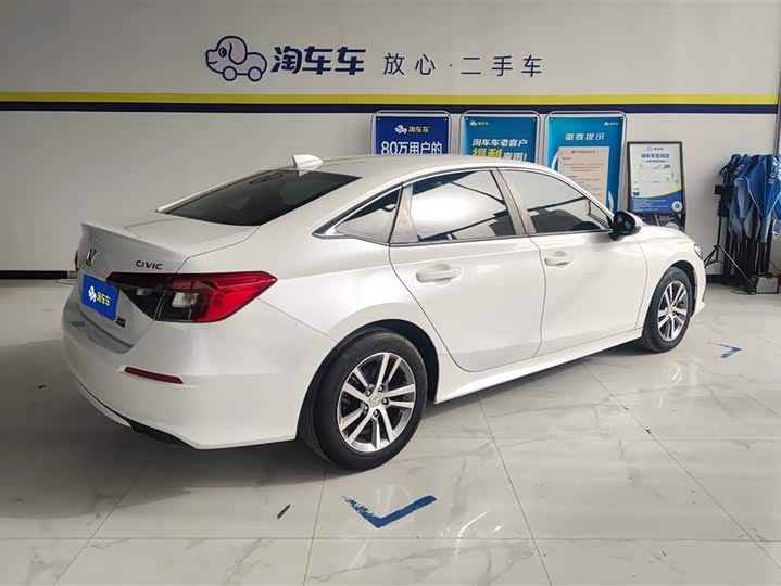 Фото 3 - Honda Civic