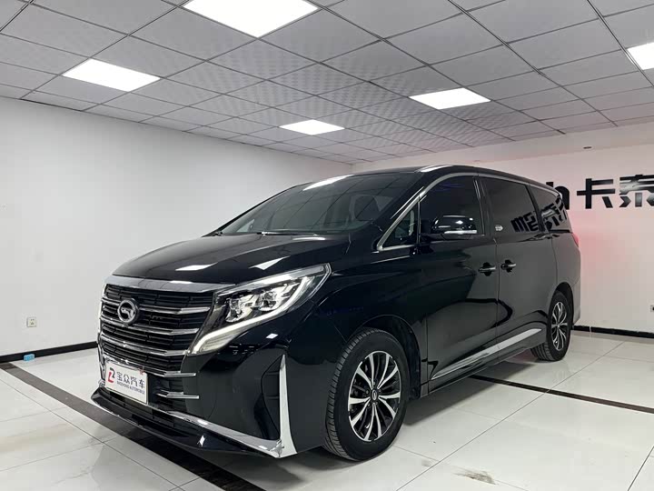 Фото 1 - GAC Trumpchi M8
