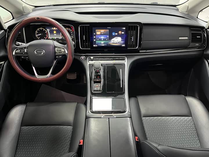 Фото 4 - GAC Trumpchi M8