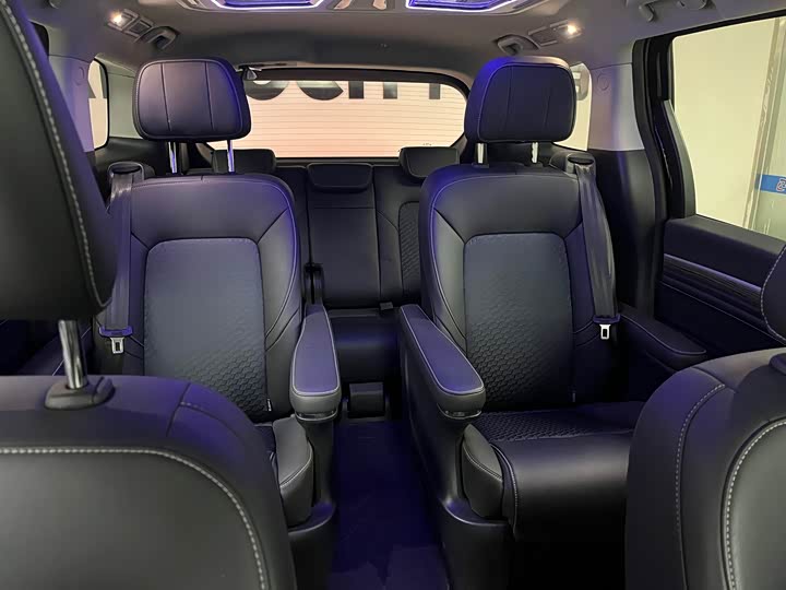 Фото 9 - GAC Trumpchi M8