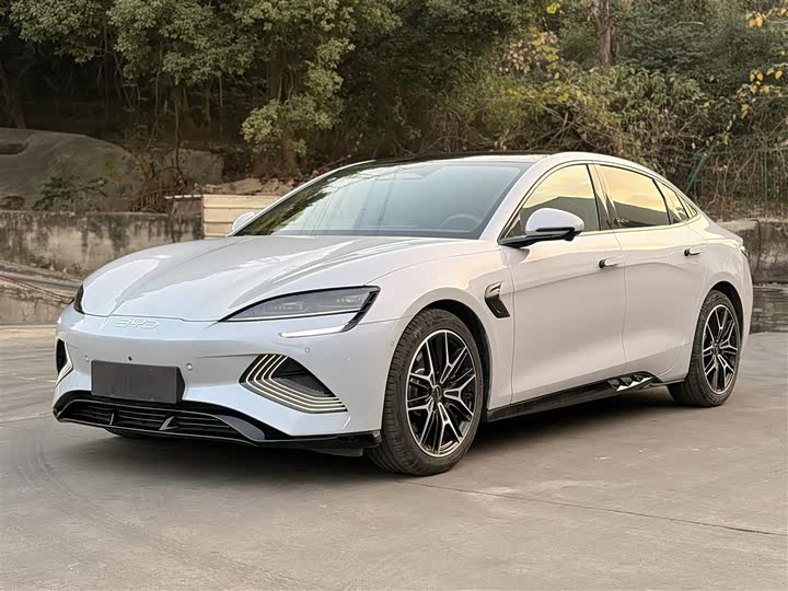 Фото 2 - BYD Seal