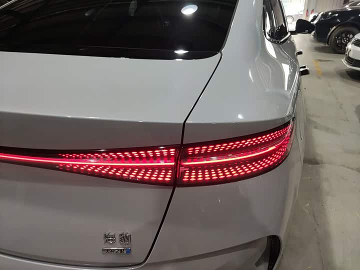 Фото 8 - BYD Seal