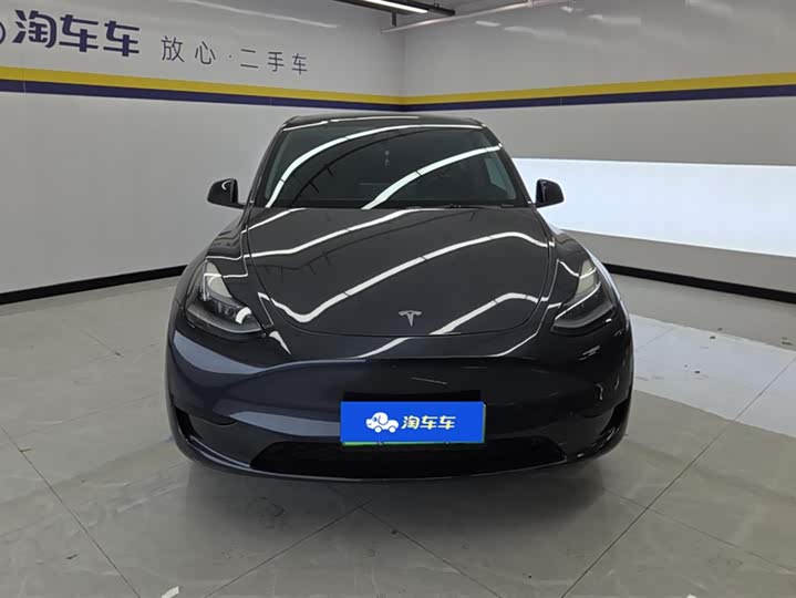 Фото 2 - Tesla Model Y