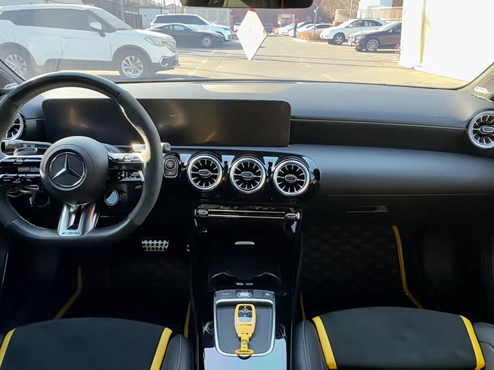 Фото 8 - Mercedes-Benz A-Class AMG