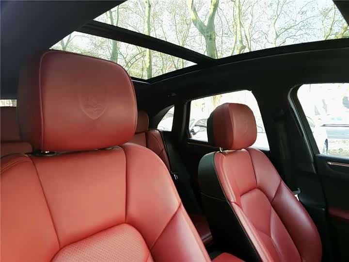 Фото 9 - Porsche Macan