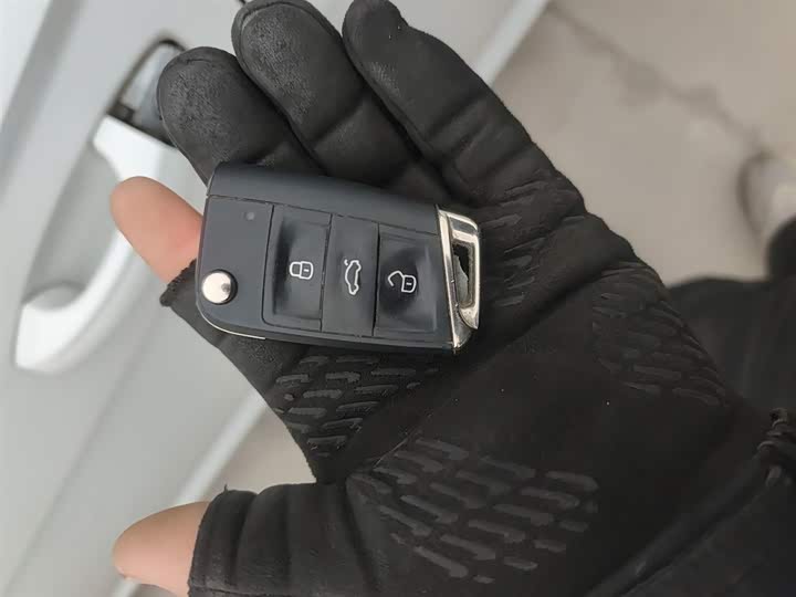 Фото 9 - Volkswagen Lavida