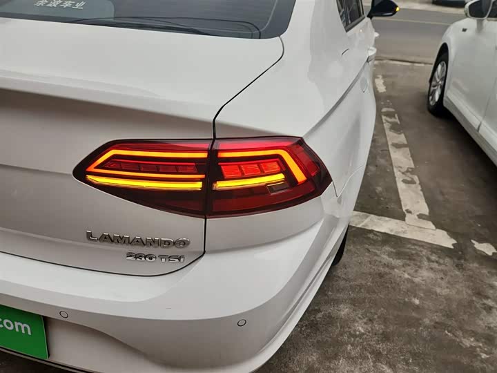 Фото 8 - Volkswagen Lamando L