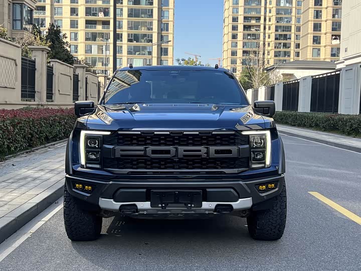 Фото 2 - Ford F-150 Raptor