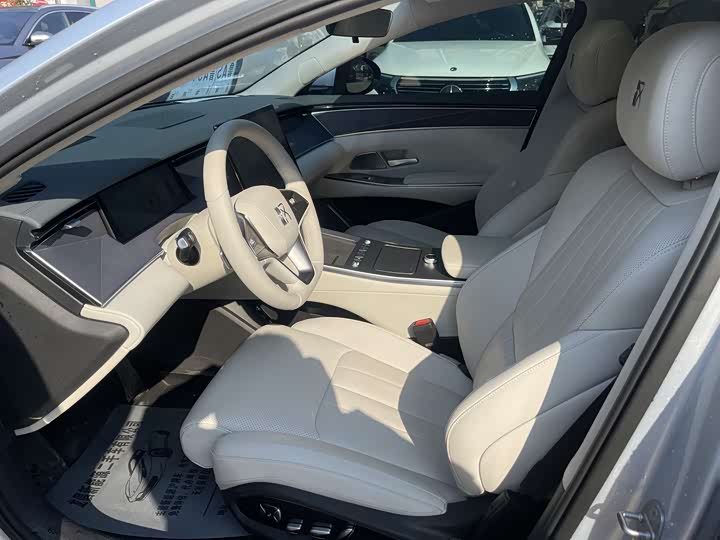 Фото 4 - BYD Han L