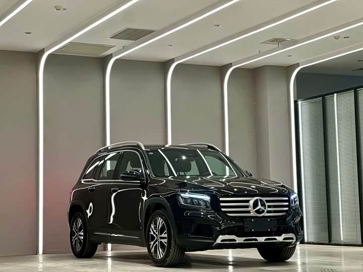 Фото 3 - Mercedes-Benz GLB-Class