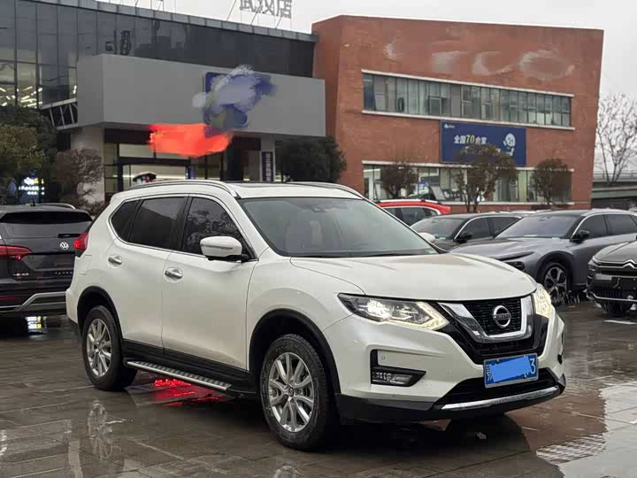 Фото 2 - Nissan X-Trail