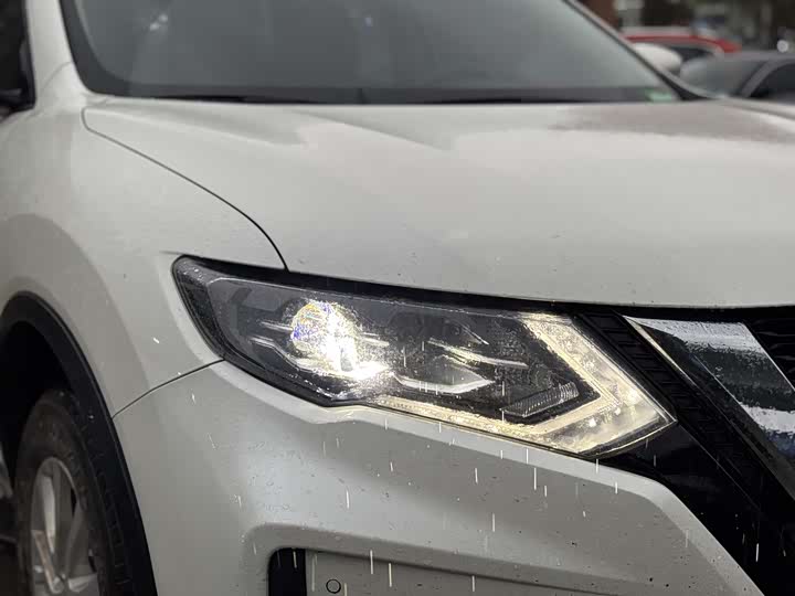 Фото 5 - Nissan X-Trail