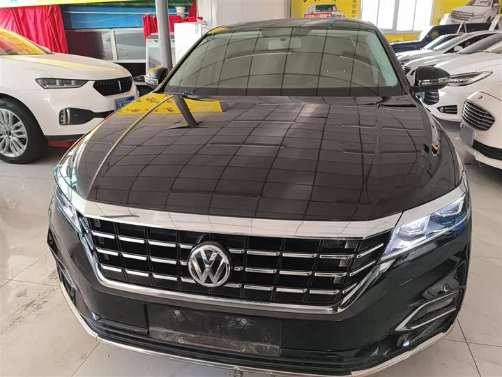 Фото 3 - Volkswagen Passat