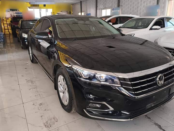 Фото 4 - Volkswagen Passat