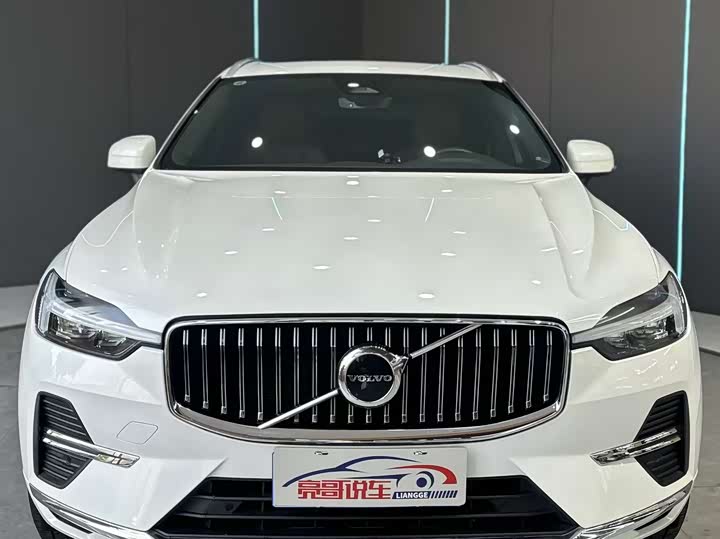 Фото 2 - Volvo XC60