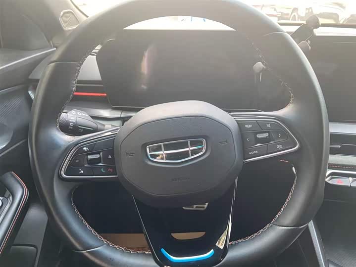 Фото 5 - Geely Binrui