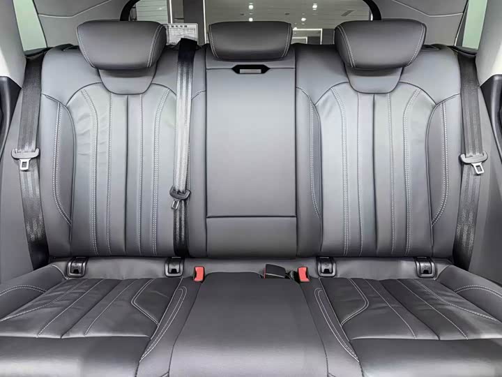 Фото 9 - Audi Q5L