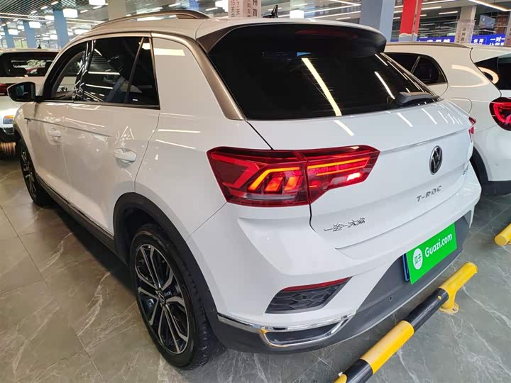 Фото 5 - Volkswagen T-Roc