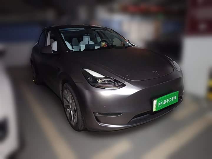 Фото 8 - Tesla Model Y