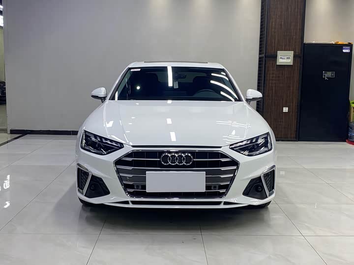 Фото 3 - Audi A4L