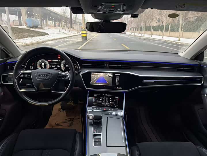 Фото 5 - Audi A7L