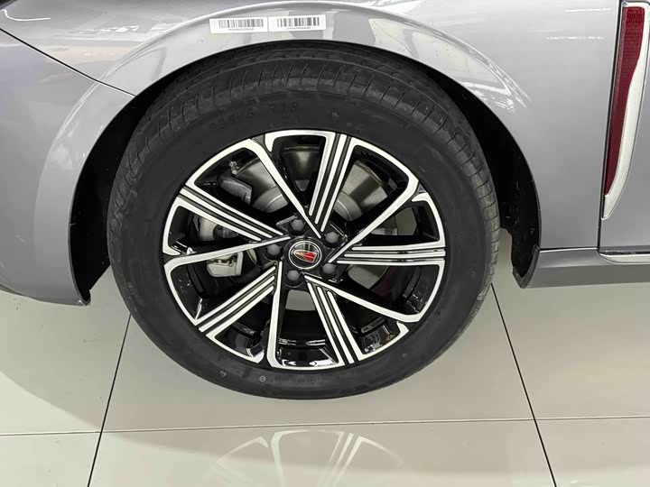 Фото 4 - Hongqi H5 Hybrid