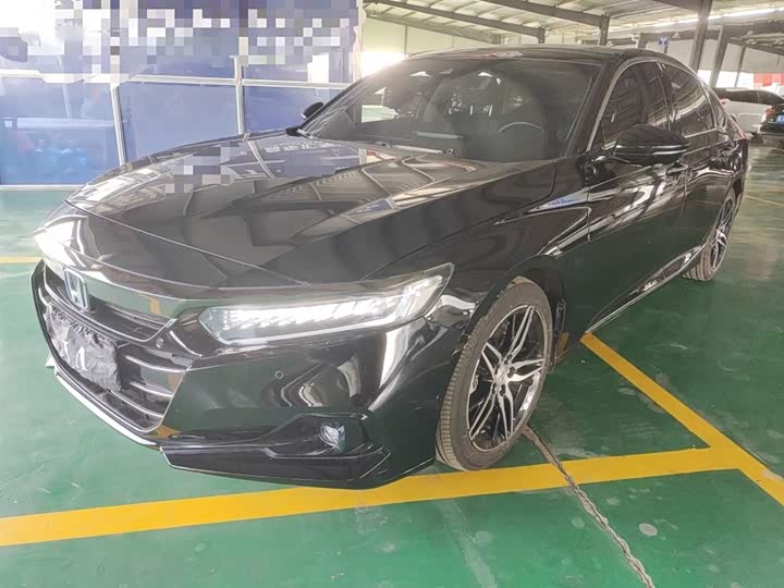 Фото 2 - Honda Accord