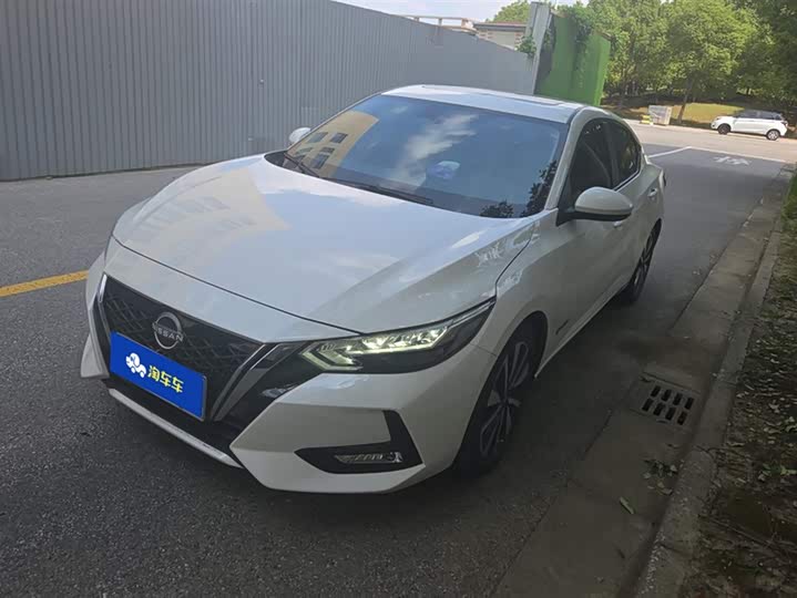 Фото 1 - Nissan Sylphy