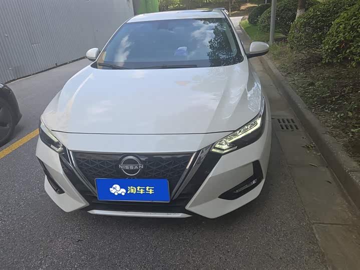 Фото 2 - Nissan Sylphy