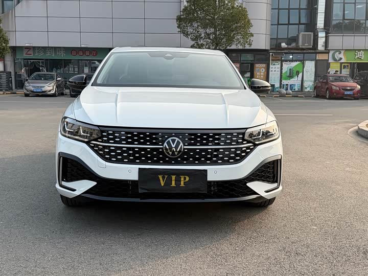 Фото 2 - Volkswagen Lavida