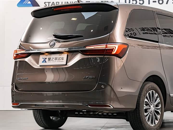 Фото 8 - Buick GL8 ES