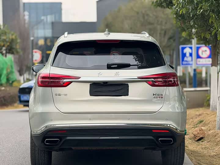 Фото 5 - Hongqi HS5