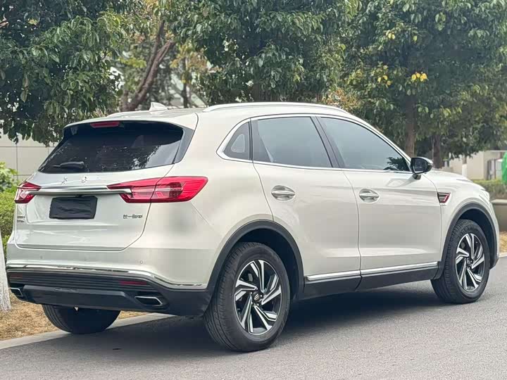 Фото 6 - Hongqi HS5