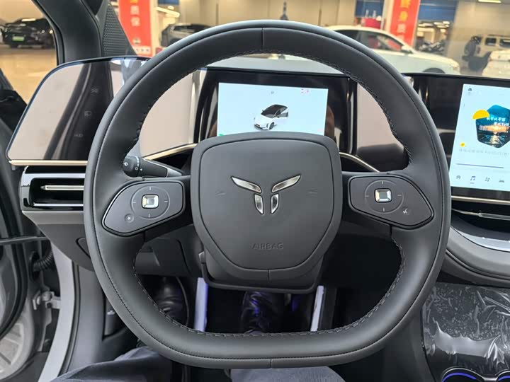 Фото 7 - Hongqi EH7