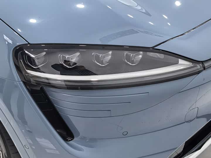 Фото 6 - Luxeed R7