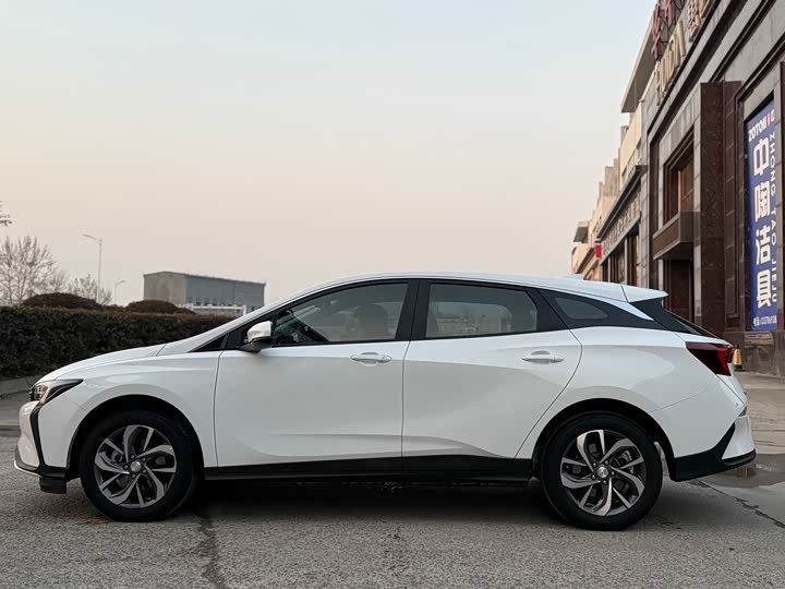 Фото 5 - Buick Velite 6