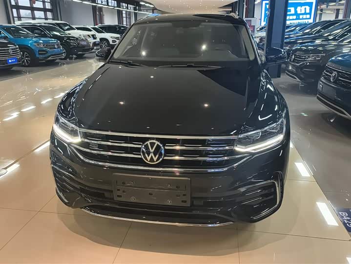 Фото 2 - Volkswagen Tiguan X