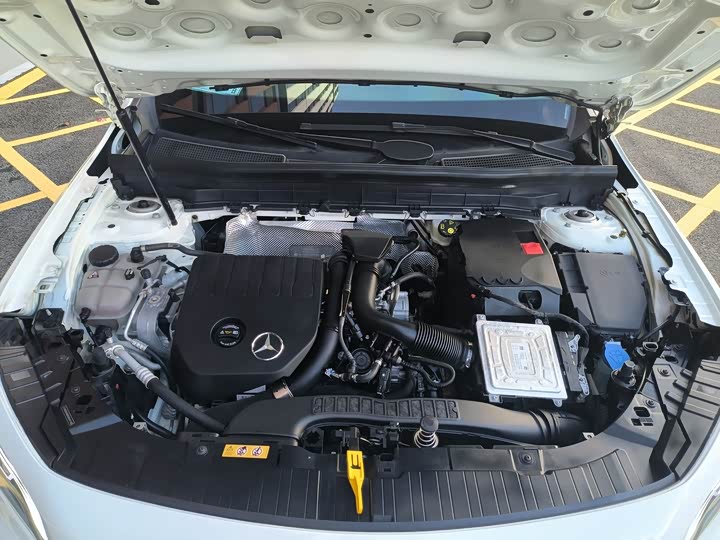 Фото 8 - Mercedes-Benz GLB-Class