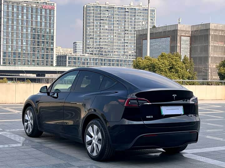 Фото 5 - Tesla Model Y