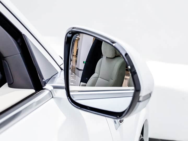 Фото 4 - LiXiang L7