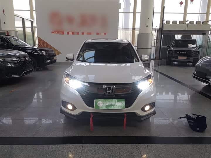 Фото 3 - Honda Vezel